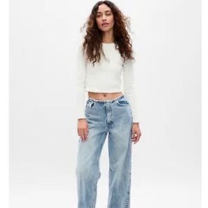 Gap ribbed cropped fitted tee (off white)